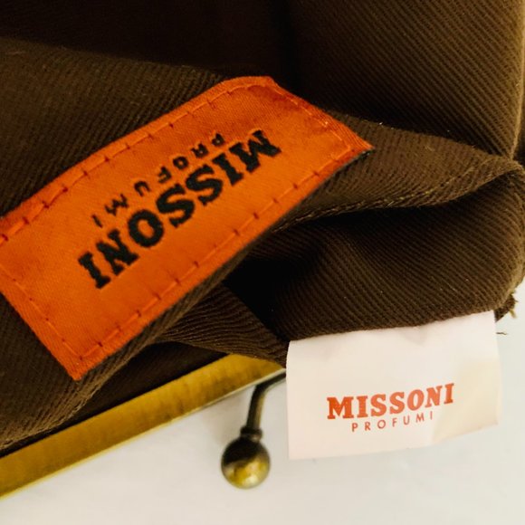 MISSONI BUTTON EMBELLISHED CLUTCH LIMITED EDITION RARE - Picture 11 of 12